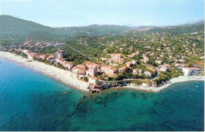  Holidayhome Villammare  Вилламмаре